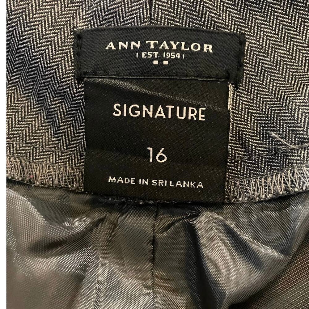 Ann Taylor Women's Gray Signature Wide Leg 29" Inseam Pants SZ 16 - Picture 5 of 5